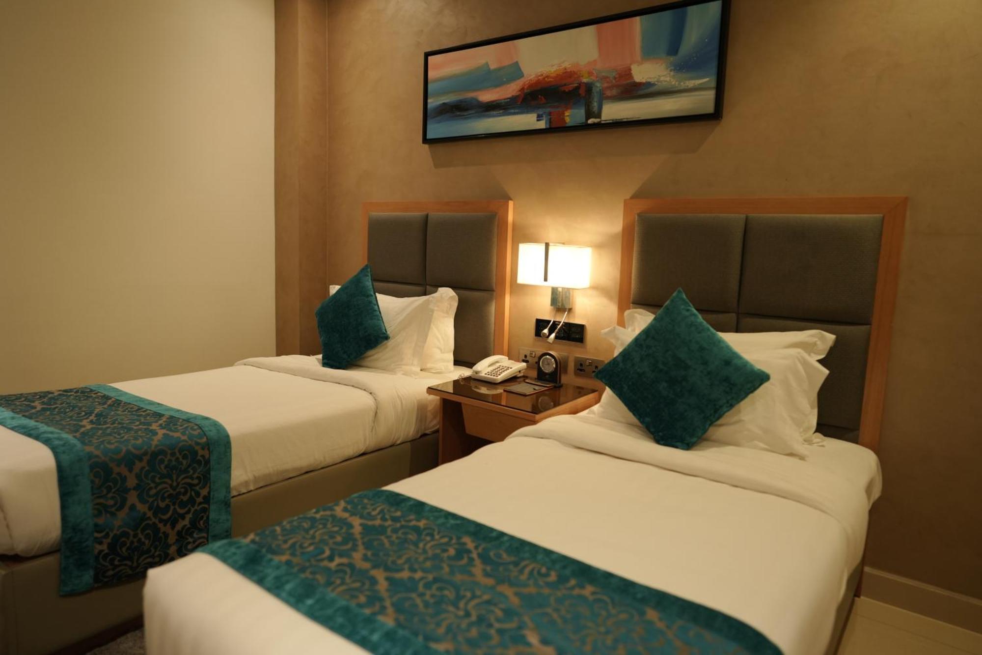 מנאמה Meshal Hotel מראה חיצוני תמונה