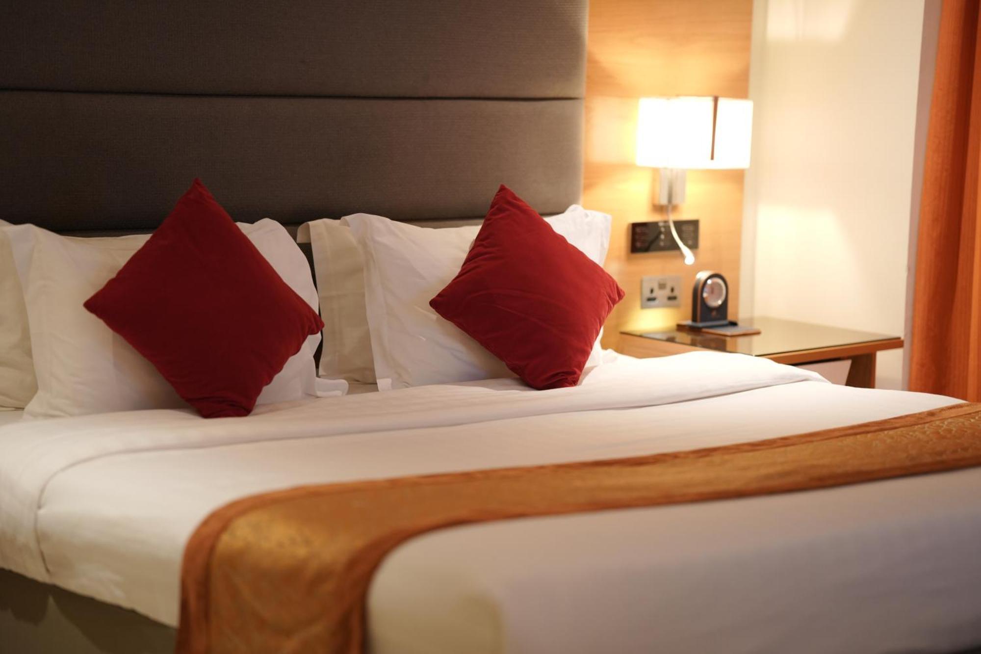 מנאמה Meshal Hotel מראה חיצוני תמונה