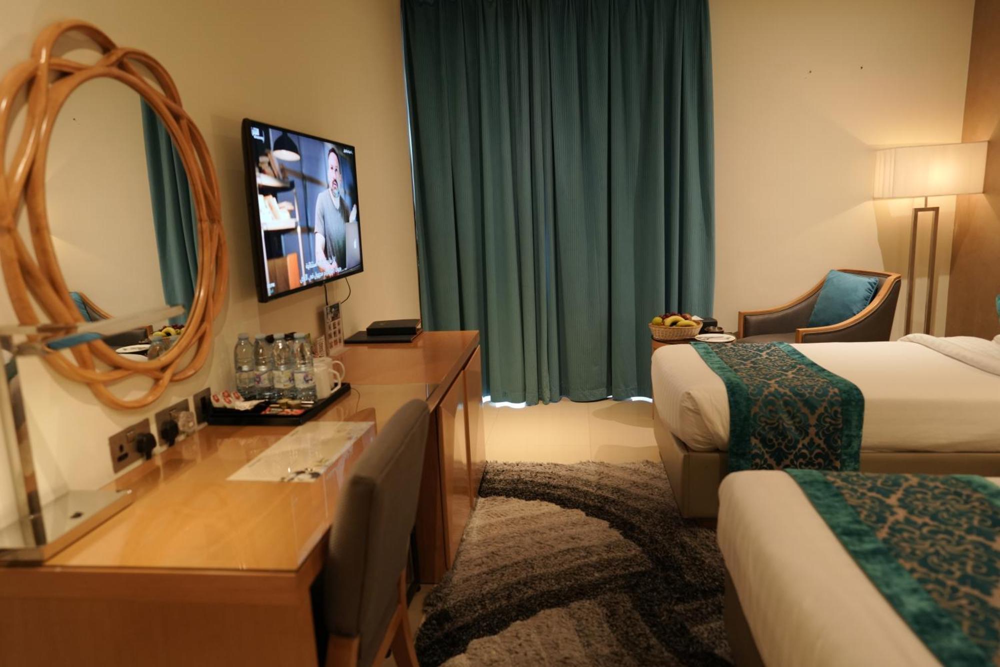מנאמה Meshal Hotel מראה חיצוני תמונה