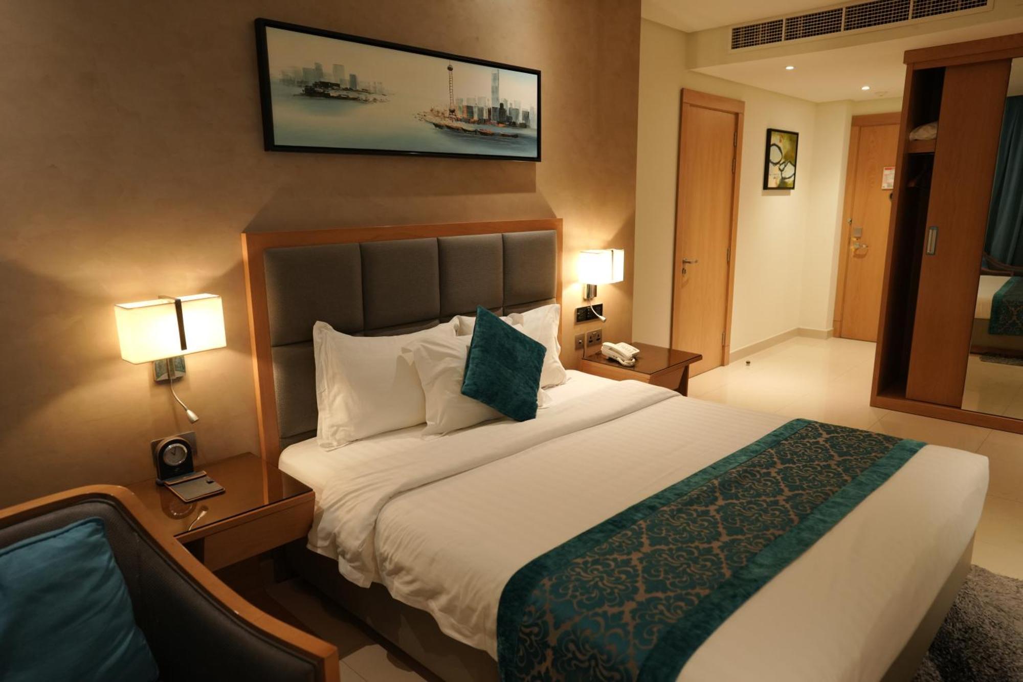 מנאמה Meshal Hotel מראה חיצוני תמונה